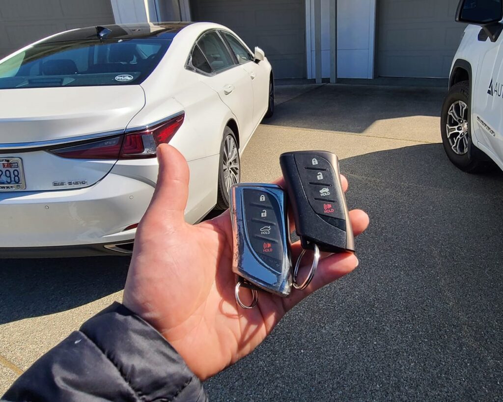New Smart Key on Lexus ES350 - Locksmith Job in University Place, WA